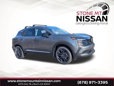 New 2026 Nissan Kicks SR w/ Cold Weather Package image 1