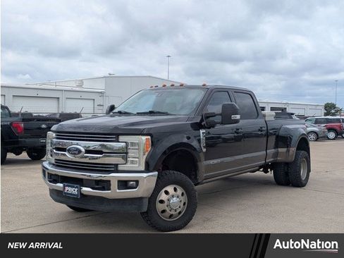 Used 2017 Ford F350 Lariat w/ Lariat Ultimate Package AWD/4WD image 1