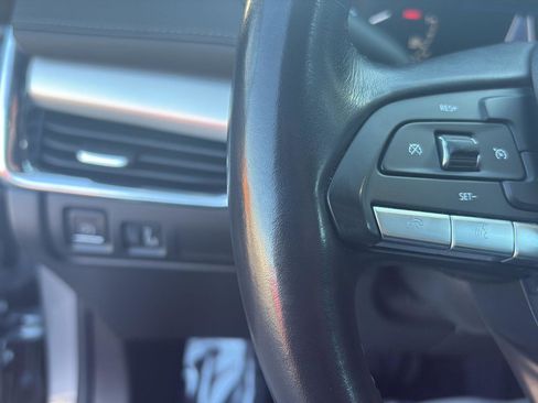 Used 2023 Cadillac XT4 Premium Luxury image 22