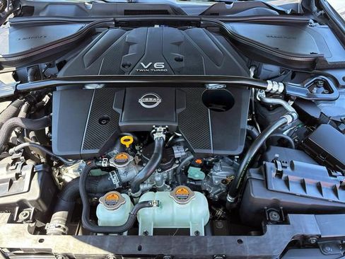 Used 2024 Nissan Z Performance w/ Floor Mat Package RWD image 8