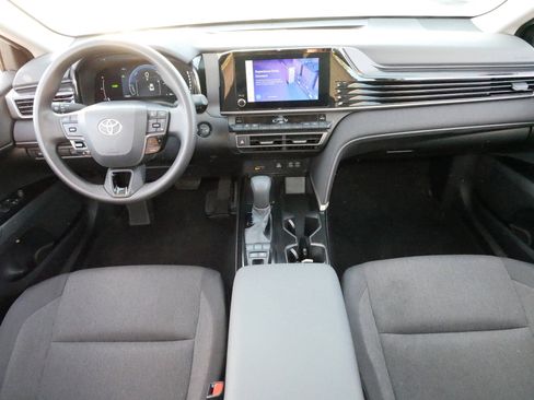 Certified 2025 Toyota Camry LE image 10