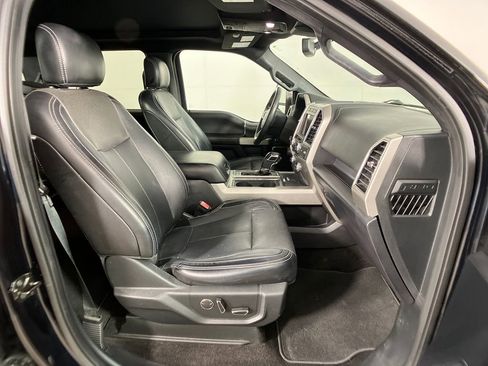 Used 2018 Ford F150 Lariat w/ Equipment Group 502A Luxury image 6