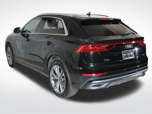 Used 2023 Audi Q8 Premium Plus image 7