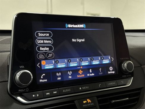 Used 2023 Nissan Altima 2.5 SR image 13