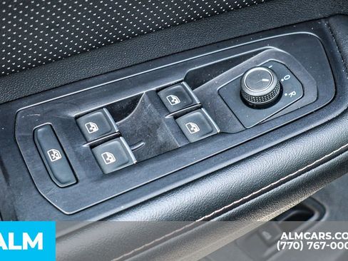 Used 2024 Volkswagen Atlas SE FWD image 49
