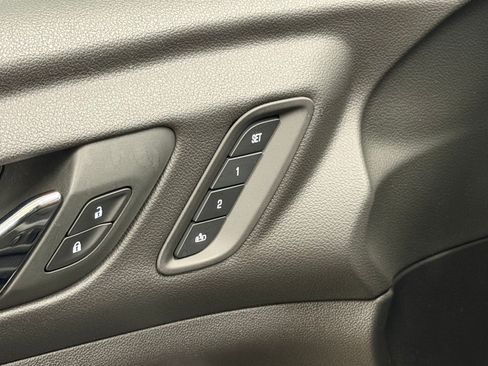 Used 2023 GMC Acadia SLT w/ Elevation Edition AWD/4WD image 41