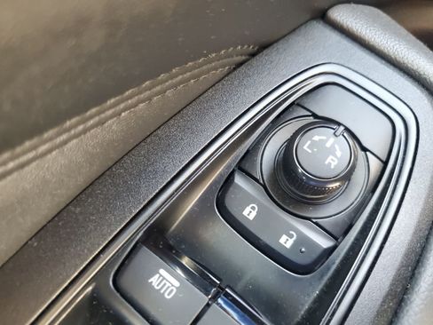 Used 2025 Subaru Outback Wilderness AWD/4WD image 25