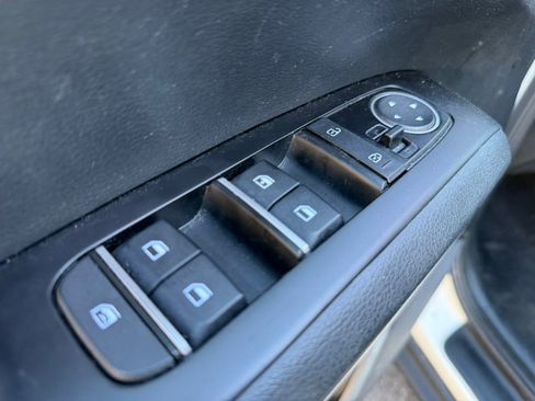 Used 2023 Kia Soul LX w/ Option Group 015 FWD image 20