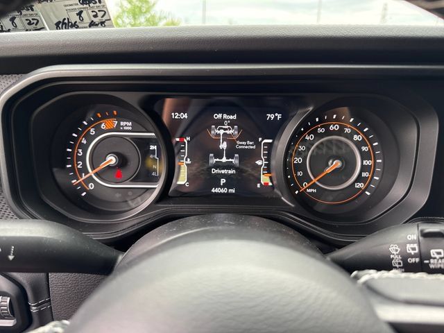 Used 2025 Jeep Wrangler Unlimited Rubicon AWD/4WD image 28