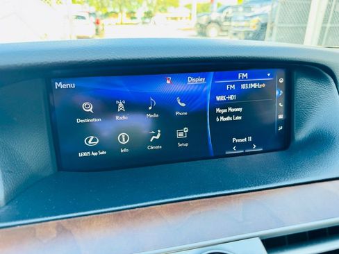 Used 2017 Lexus LS 460 image 20