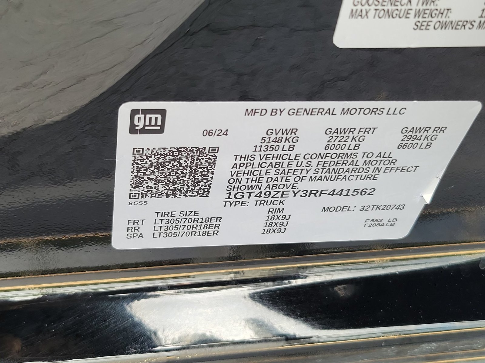 Used 2024 GMC Sierra 2500 AT4X AWD/4WD image 35