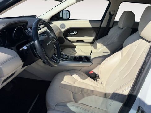 Used 2013 Land Rover Range Rover Evoque Prestige image 9