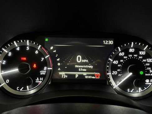 Certified 2024 Toyota Highlander XSE AWD/4WD image 17