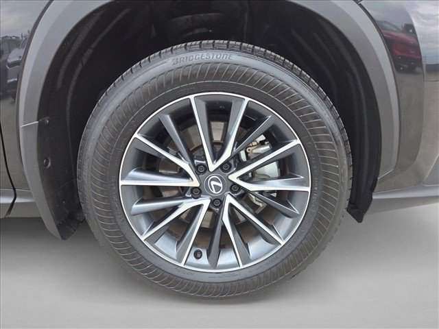 Used 2025 Lexus NX 250 AWD w/ Accessory Package (2T) image 20