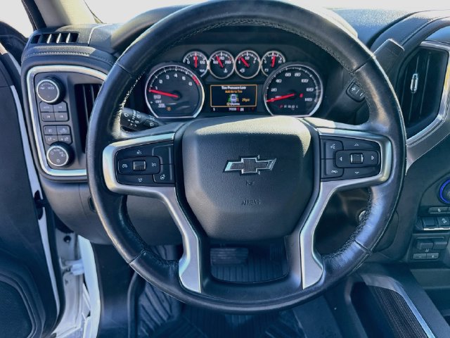 Used 2020 Chevrolet Silverado 1500 LT Trail Boss AWD/4WD image 12
