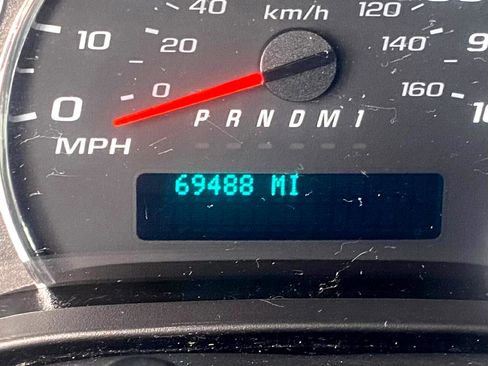 Used 2022 Chevrolet Express 3500 RWD 3500 135 w/ Driver Convenience Package image 23