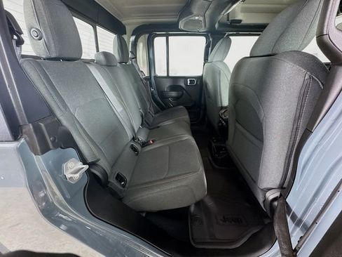 New 2026 Jeep Gladiator Sport image 27