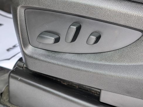 Used 2018 Chevrolet Silverado 1500 LT w/ All Star Edition image 31