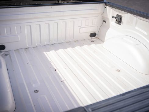 Used 2018 Ford F150 Lariat image 6