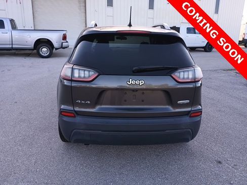 Certified 2019 Jeep Cherokee Latitude Plus image 4