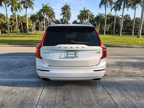 Used 2016 Volvo XC90 T6 Momentum w/ Momentum Plus Package AWD/4WD image 16