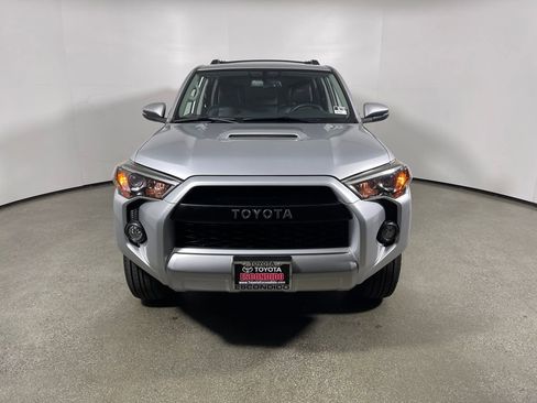Certified 2018 Toyota 4Runner 4WD image 8