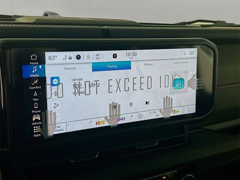 New 2025 Jeep Gladiator Mojave image 13