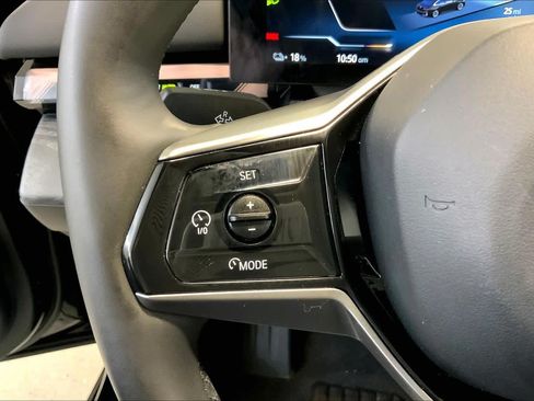 Used 2025 BMW i5 xDrive40 w/ Premium Package AWD/4WD image 23