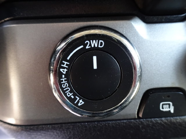 Used 2018 Toyota Tacoma SR5 AWD/4WD image 22