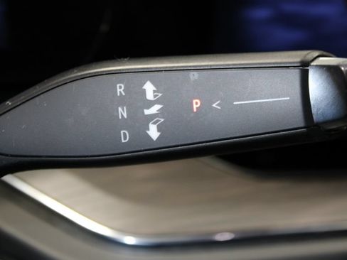 Used 2025 Chevrolet Tahoe Premier RWD image 41
