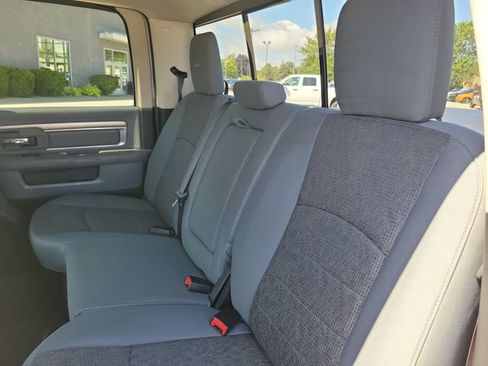 Used 2017 RAM 1500 Big Horn AWD/4WD image 23