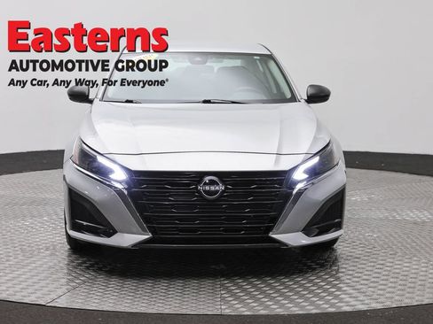 Used 2024 Nissan Altima 2.5 S FWD image 2