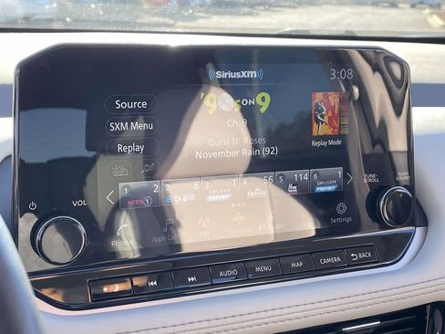 Used 2023 Nissan Rogue SL w/ SL Premium Package image 27