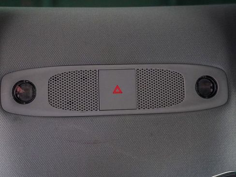 Used 2023 Tesla Model 3 Standard Range image 26