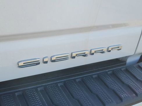 Certified 2024 GMC Sierra 2500 Denali Ultimate image 8