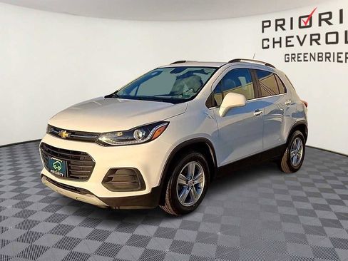 Certified 2019 Chevrolet Trax LT w/ LT Convenience Package image 4