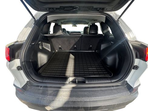 Used 2020 Jeep Cherokee Latitude Plus image 18