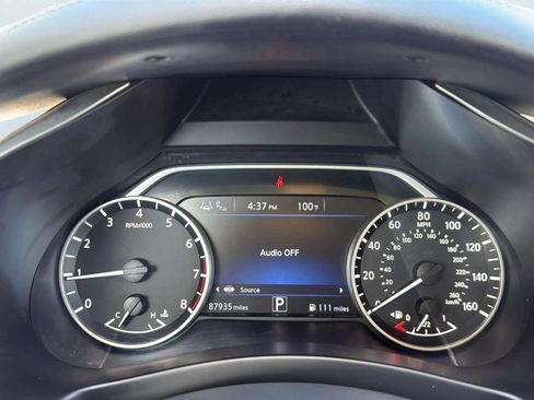 Used 2023 Nissan Murano SV AWD/4WD image 10