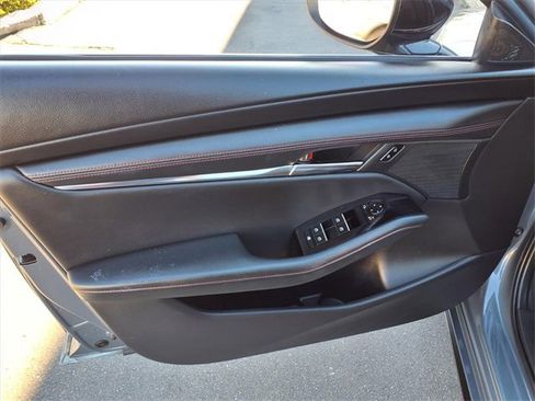 Used 2024 MAZDA MAZDA3 s image 11