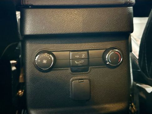Used 2016 Ford Explorer Sport image 25