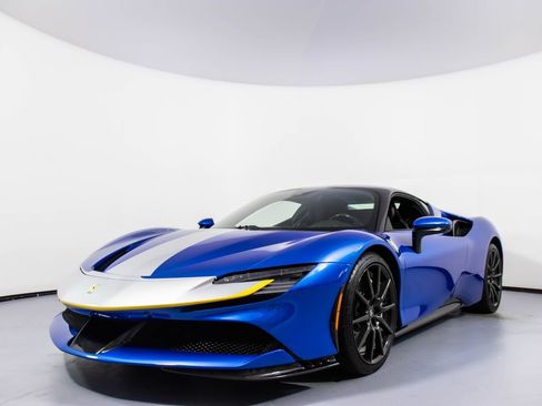 Certified 2022 Ferrari SF90 Stradale AWD/4WD image 29
