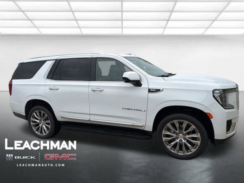 Certified 2022 GMC Yukon Denali w/ Advanced Technology Package image 2