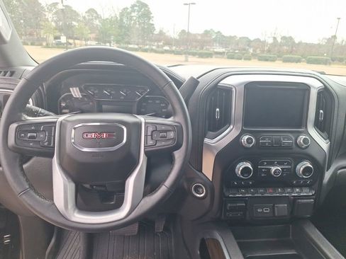 Used 2021 GMC Sierra 1500 SLT w/ SLT Premium Package image 3