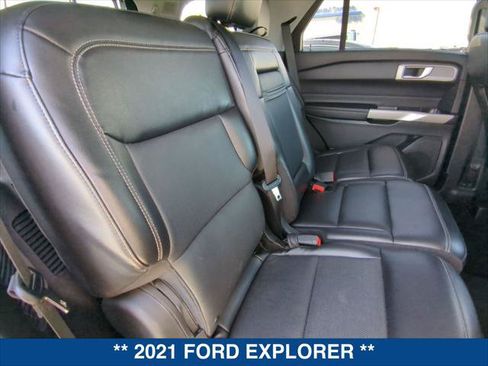 Used 2021 Ford Explorer Limited w/ Hybrid Equipment Group 310A AWD/4WD image 22