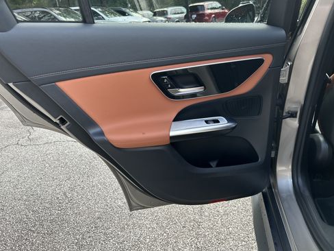 Certified 2024 Mercedes-Benz GLC 300 4MATIC image 37