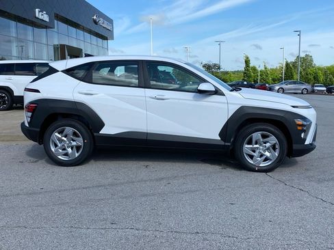 New 2026 Hyundai Kona SE FWD image 9