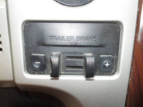 Used 2012 Ford F150 Lariat w/ Lariat Chrome Pkg AWD/4WD image 15