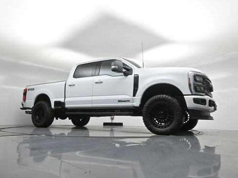 New 2026 Ford F250 XLT w/ XLT Premium Package image 3