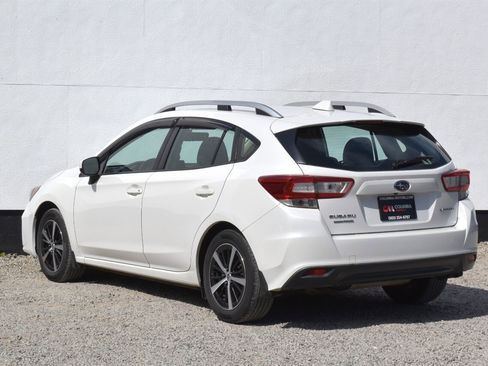 Used 2019 Subaru Impreza 2.0i Premium image 2