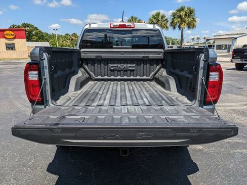 Used 2024 GMC Canyon Elevation w/ Convenience Package AWD/4WD image 13